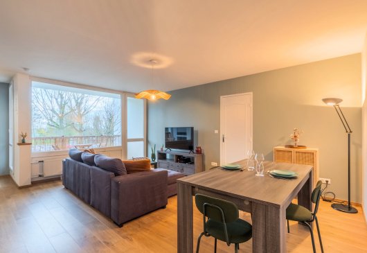 One bedroom + car park