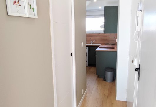 Cosy flat with private parking