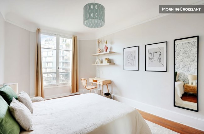 15 m² room in Paris- PA107