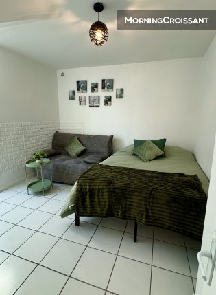 Furnished 2-room flat