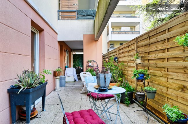 T3 with terrace & private parking