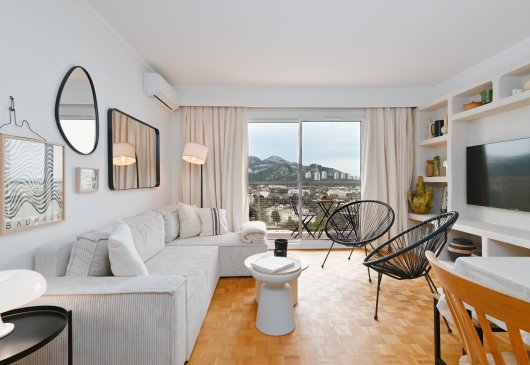 T3 with parking and stunning views