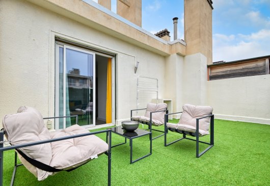 Charming T2 with balcony