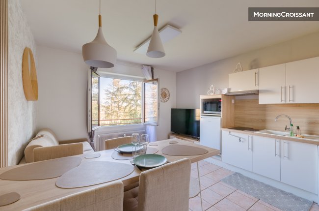 Cosy studio ideal for professionals