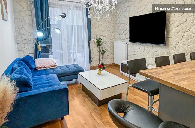 Modern apartment close to Paris