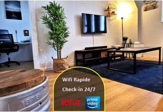 PRO STAYS, *WIFI *EASY PARKING