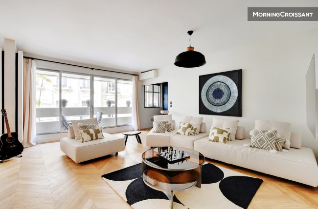 Flat with terrace
