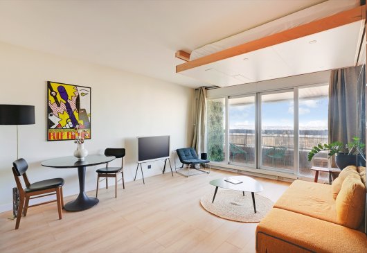 Studio with balcony