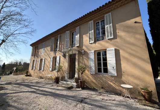 Bastide with garden & swimming pool