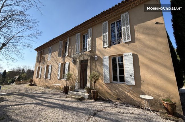 Bastide with garden & swimming pool
