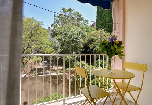 City centre - 3Bedrooms &Balcony