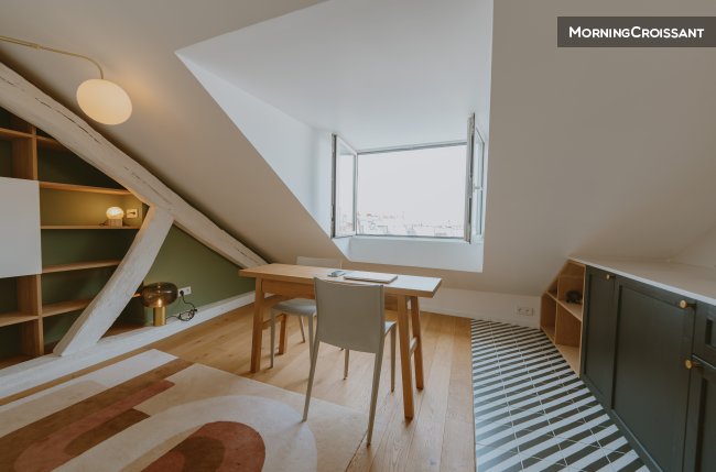Freshly renovated studio Sentier