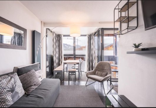 Resort centre flat