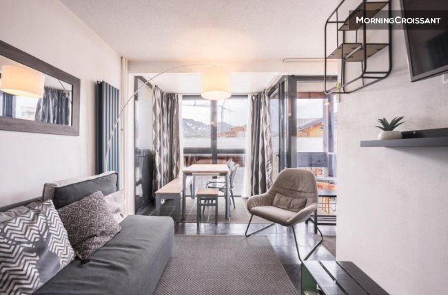 Resort centre flat