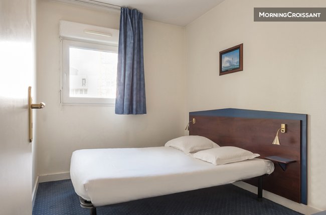 Beautiful studio w hotel services