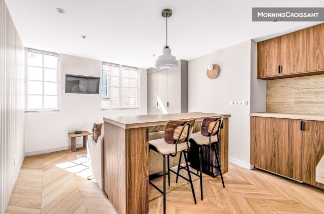 Charming studio in the marais