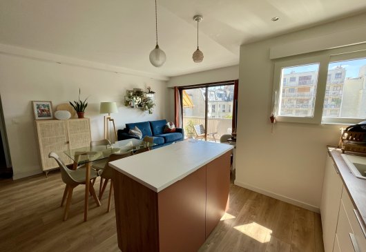 1BR 48m2+balcony - near Montmartre