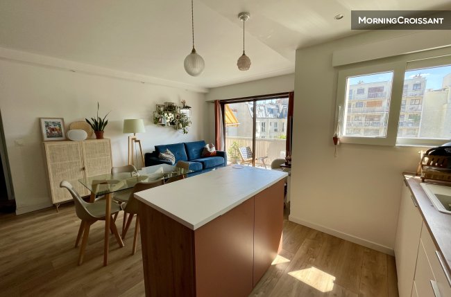 1BR 48m2+balcony - near Montmartre
