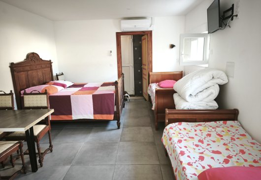 Private rooms on private floor