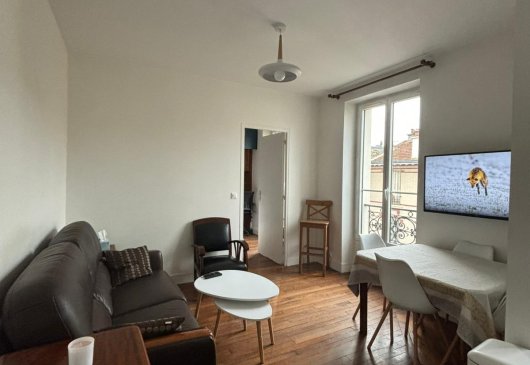 2 rooms Paris 12 short term