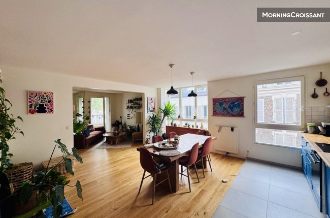 Bright furnished 3 room apartment