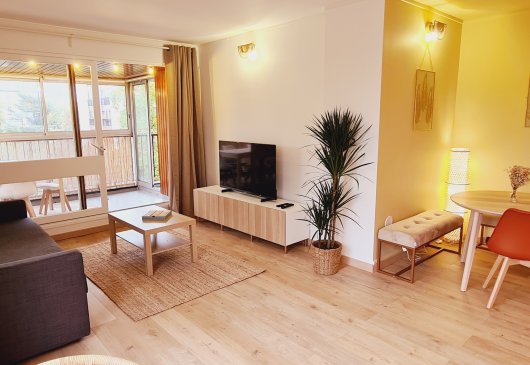 Accommodation near Versailles Park