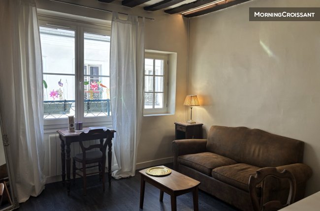 Furnished apartment, Paris centre