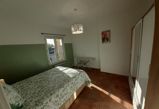 Furnished and equipped flat