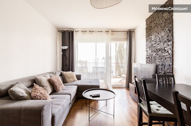 Near Nantes for pro and flatshare