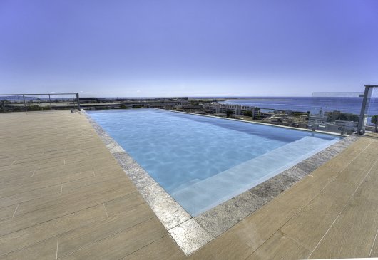 New flat with swimming pool