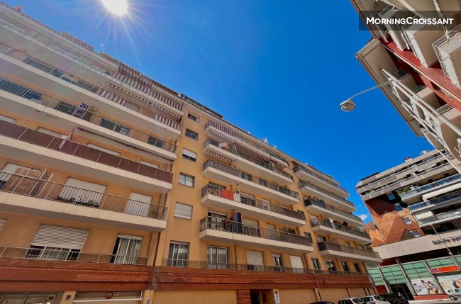 nice bright t3 in nice district