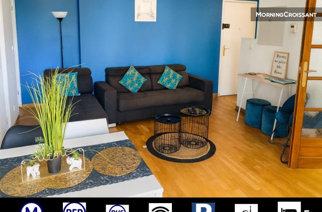 3 rooms, 200 metres Metro, Parking