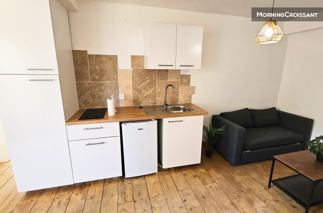 Beautiful furnished T2 sunny terace