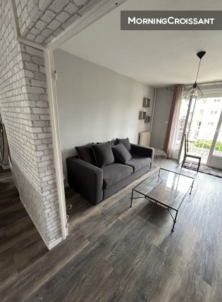 Furnished F3 flat for rent