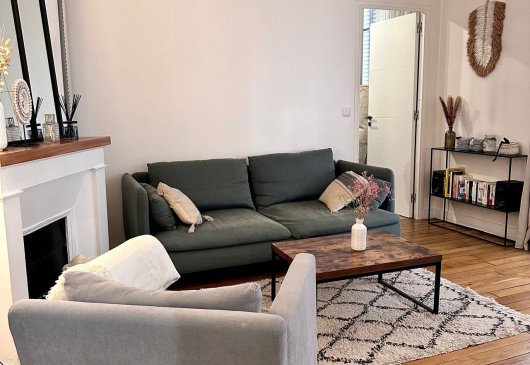 Furnished and equipped flat