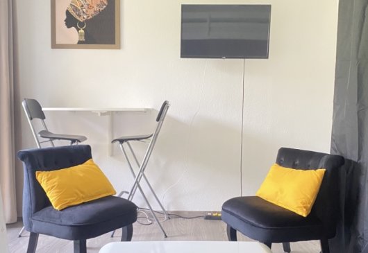 Cosy Furnished Studio