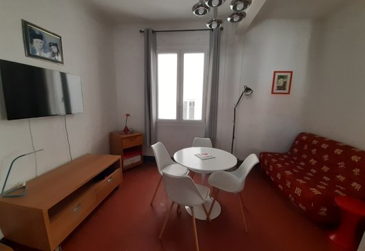 Furnished T2 student rental - 7th
