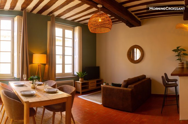 Old charm in the heart of Avignon