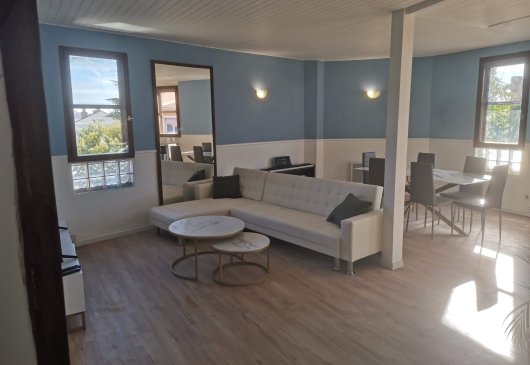 Workspace - large accommodation