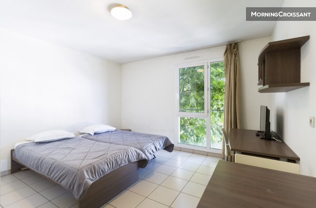 Fully equipped studio Toulon