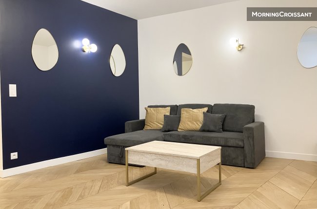 Beautiful new 2-room in the Opera