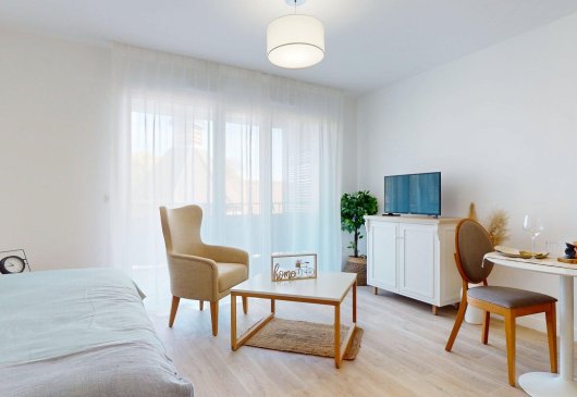 Beautiful furnished studio