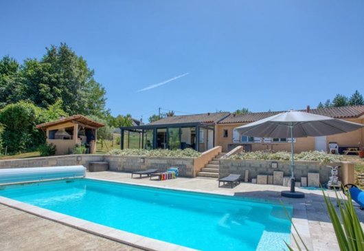 Single-storey house 210m2