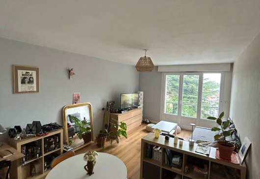 Spacious and bright T2