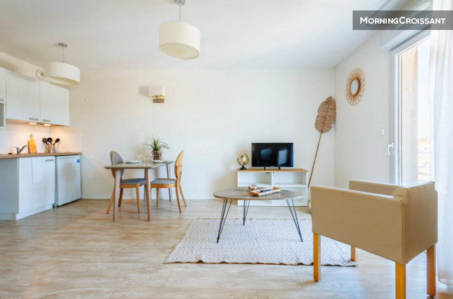 Flat in new residence