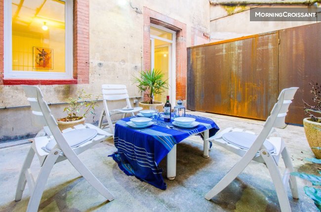 Little house hidden in St. Cyprien