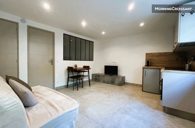 Valbonne Village T2 furnished