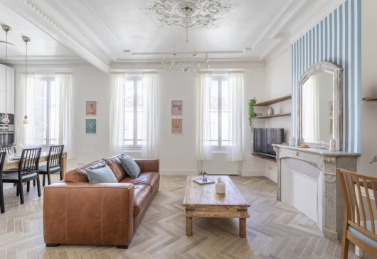 Elegant flat in Marseille