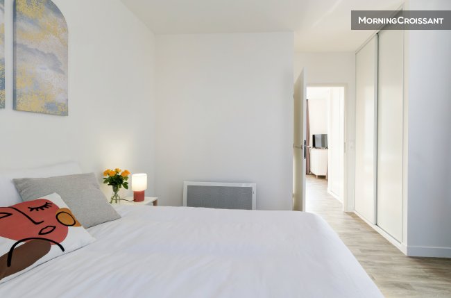 T2 in a residence near the centre