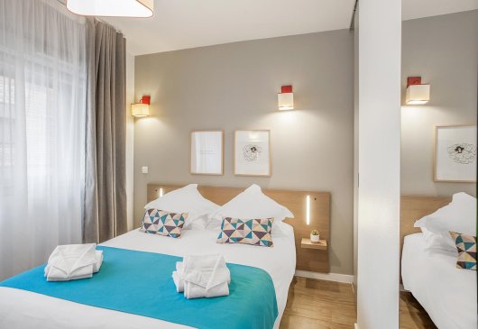 Beautiful studio with hotel service